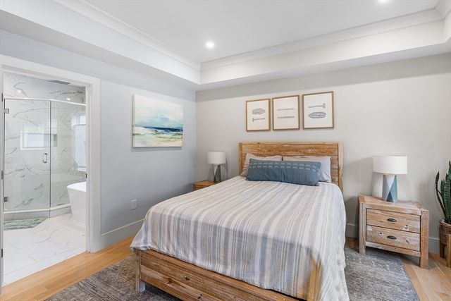 638 Webster St 638, Needham, MA 02492