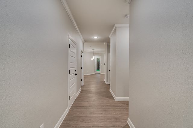 8247 Heritage Glen Drive, Red Oak, TX 75154