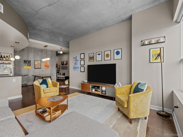 891 14th St 1716, Denver, CO 80202