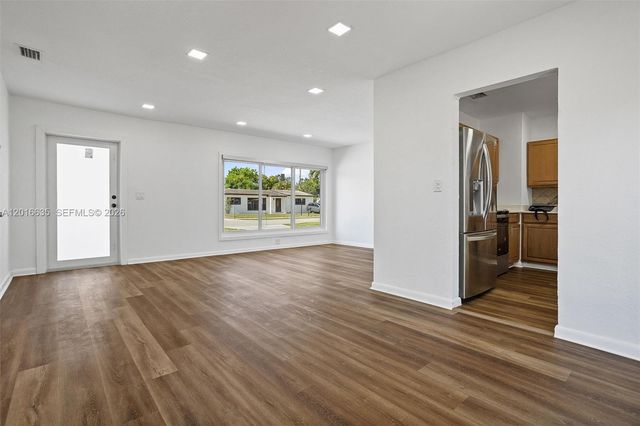 2741 NW 172nd Ter, Miami Gardens, FL 33056
