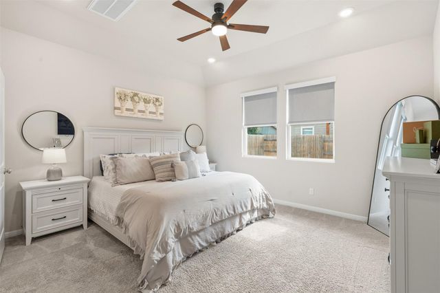 420 Fluttermill LOOP, Liberty Hill, TX 78642