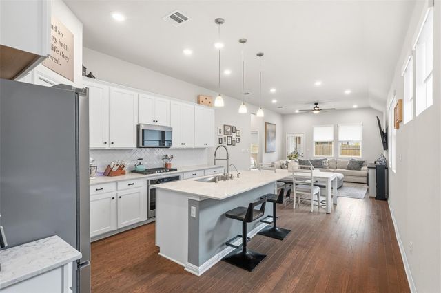 420 Fluttermill LOOP, Liberty Hill, TX 78642