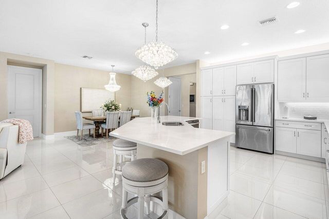 11909 SW Coral Cove Parkway, Port St Lucie, FL 34987