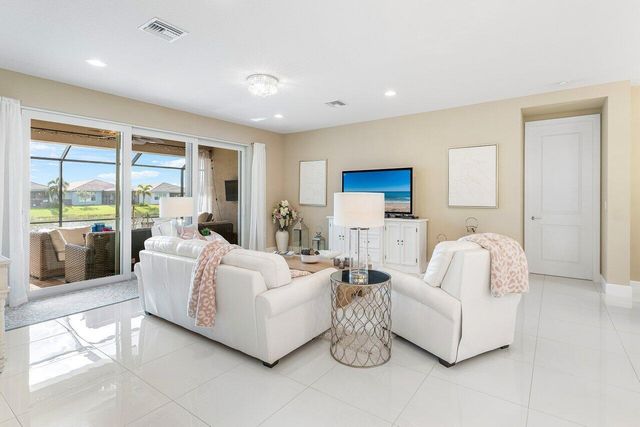 11909 SW Coral Cove Parkway, Port St Lucie, FL 34987