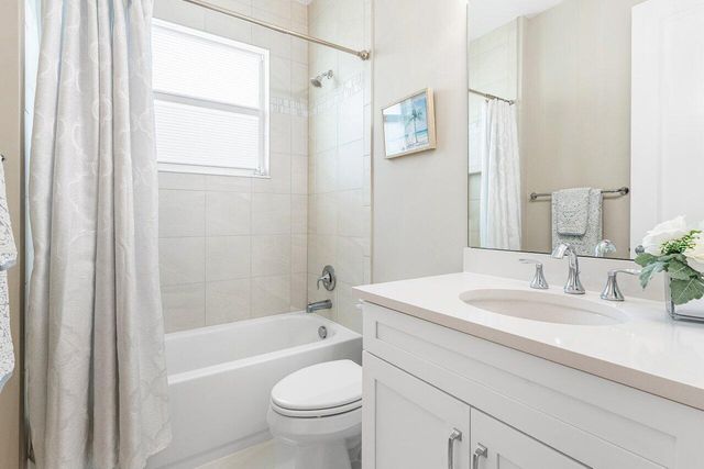 11909 SW Coral Cove Parkway, Port St Lucie, FL 34987