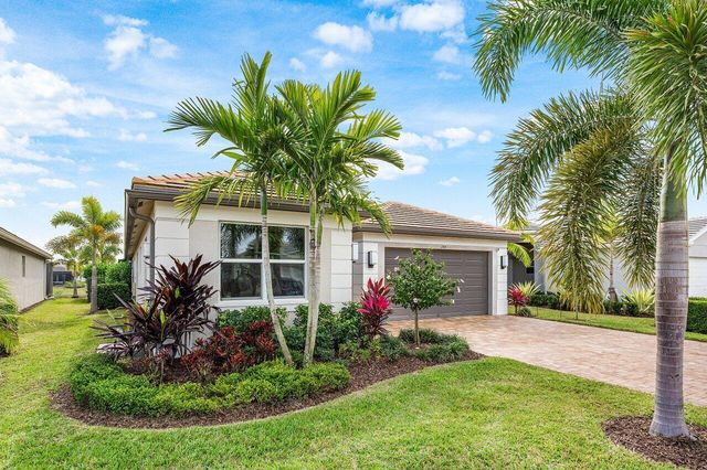 11909 SW Coral Cove Parkway, Port St Lucie, FL 34987