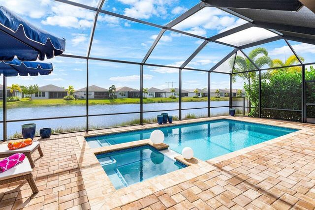 11909 SW Coral Cove Parkway, Port St Lucie, FL 34987