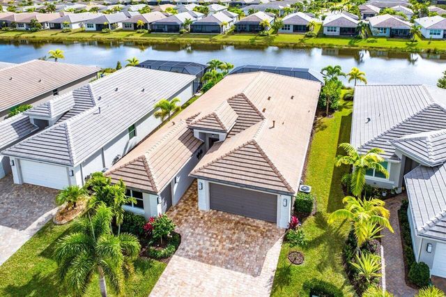 11909 SW Coral Cove Parkway, Port St Lucie, FL 34987