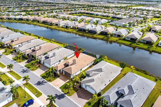 11909 SW Coral Cove Parkway, Port St Lucie, FL 34987