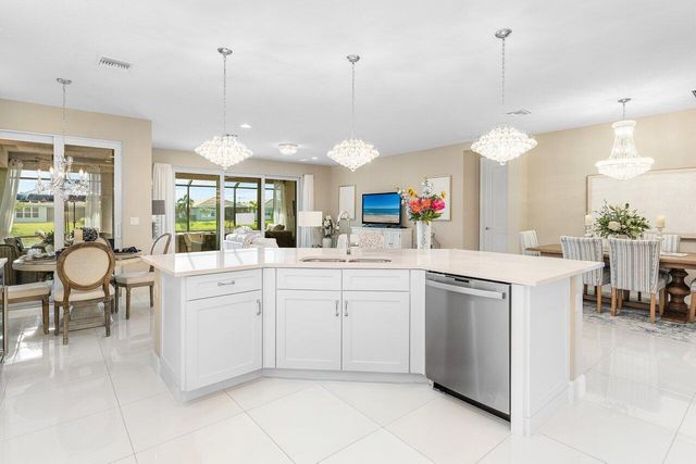 11909 SW Coral Cove Parkway, Port St Lucie, FL 34987