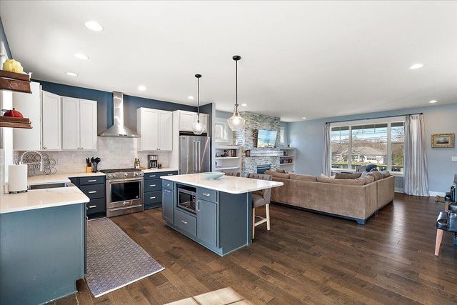 35 N Ferry Street, Douglas, MI 49406