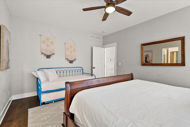 35 N Ferry Street, Douglas, MI 49406