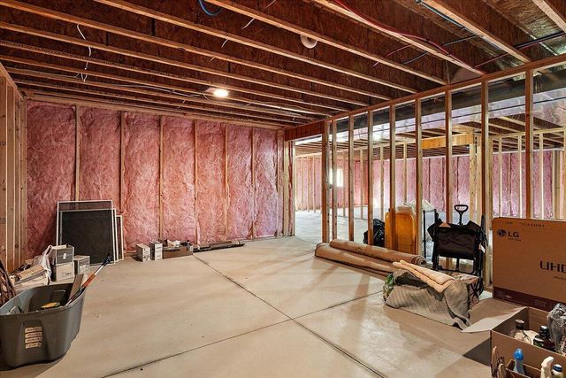 35 N Ferry Street, Douglas, MI 49406