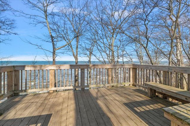 35 N Ferry Street, Douglas, MI 49406