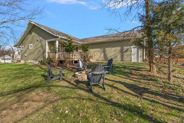 35 N Ferry Street, Douglas, MI 49406