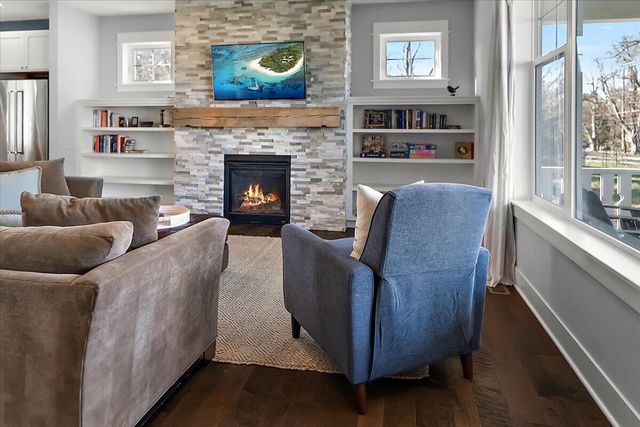 35 N Ferry Street, Douglas, MI 49406