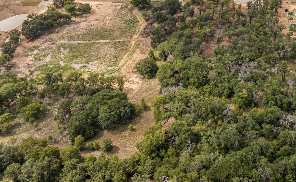 825 Hat Creek Road, Bartonville, TX 76226