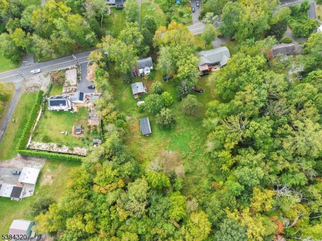 686 Meyersville Rd, Long Hill Twp., NJ 07933