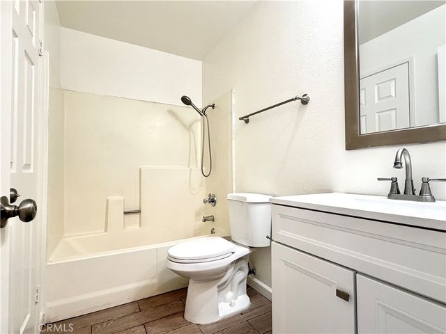 936 Fairway Drive 26, Colton, CA 92324