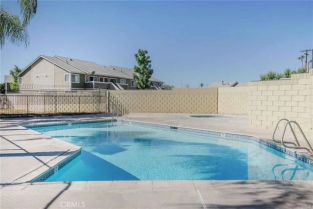 936 Fairway Drive 26, Colton, CA 92324