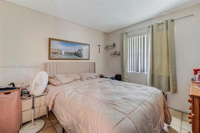 9732 Hammocks Boulevard 20317, Miami, FL 33196