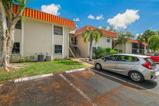 9732 Hammocks Boulevard 20317, Miami, FL 33196