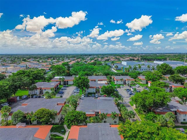 9732 Hammocks Boulevard 20317, Miami, FL 33196