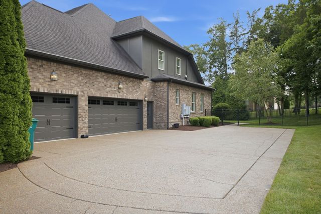 1807 Eaves Ct, Nolensville, TN 37135