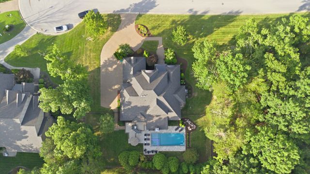 1807 Eaves Ct, Nolensville, TN 37135