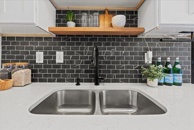 4530 Park Commons Drive 123, Saint Louis Park, MN 55416