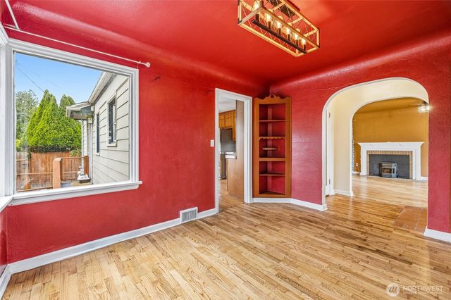 1115 E Broad Street, Mount Vernon, WA 98274