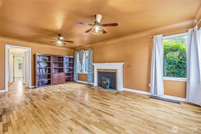 1115 E Broad Street, Mount Vernon, WA 98274