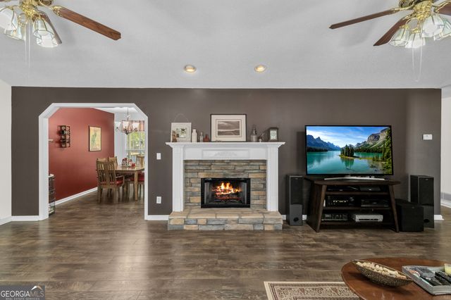 195 Vincent Court, Dallas, GA 30157