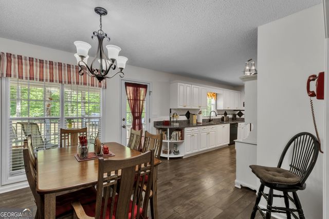 195 Vincent Court, Dallas, GA 30157