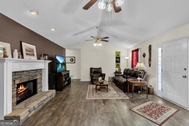 195 Vincent Court, Dallas, GA 30157