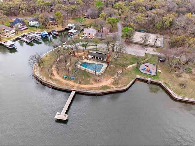 125 Parkside Drive, Trinidad, TX 75163