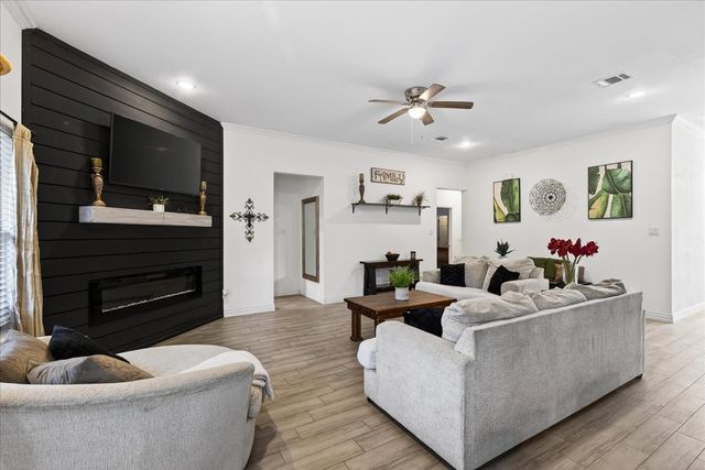 125 Parkside Drive, Trinidad, TX 75163