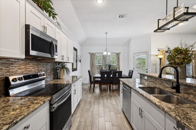 125 Parkside Drive, Trinidad, TX 75163