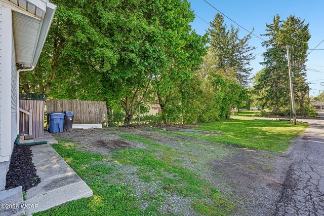 112 E Spring Avenue, Bellefontaine, OH 43311