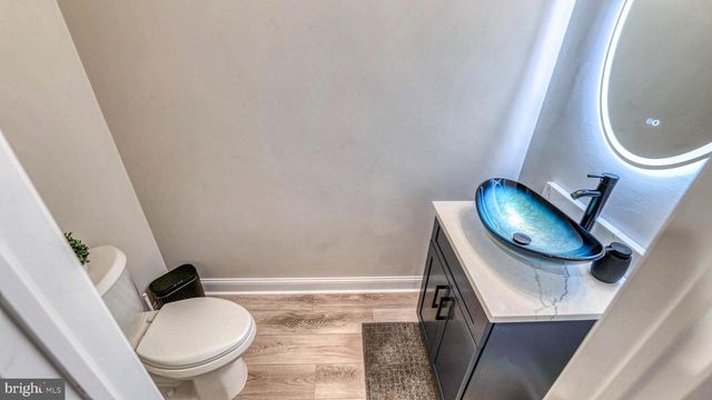 143 E PINE AVE, Wildwood, NJ 08260