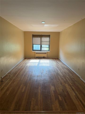 8719 204th Street A41, Hollis, NY 11423