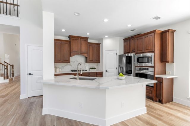 26422 Red Cliff Ridge, Katy, TX 77494
