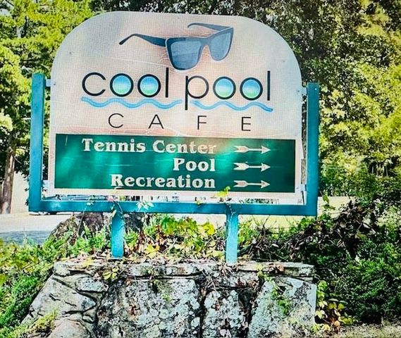 601 Dave Creek Pkwy Appt 81, Fairfield Bay, AR 72088