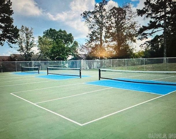 601 Dave Creek Pkwy Appt 81, Fairfield Bay, AR 72088