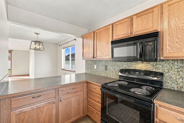 23808 E Maxwell Dr, Liberty Lake, WA 99019