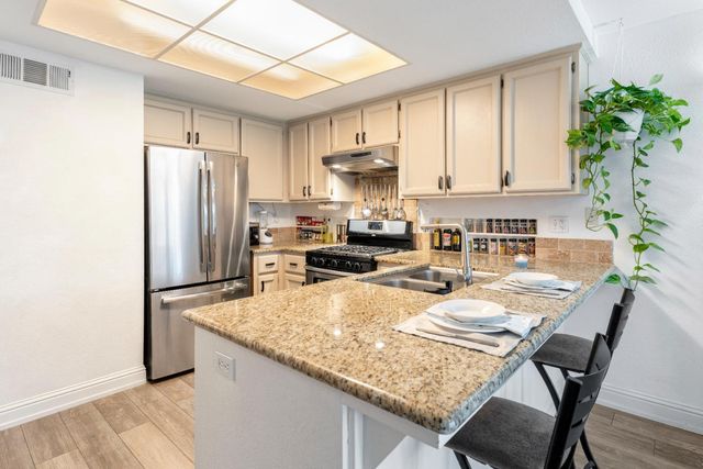 3735 Willow Bend Pl, Antelope, CA 95843