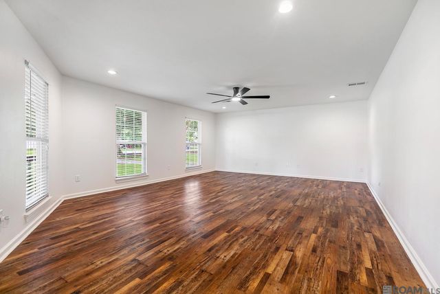 45316 Gold Place Rd, St Amant, LA 70774