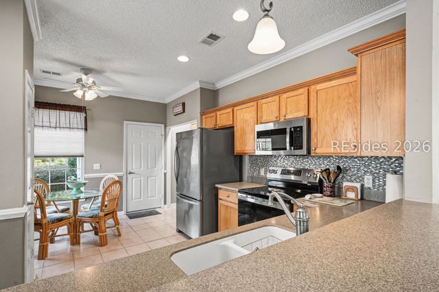 24 Darby Creek Ct, Bluffton, SC 29909