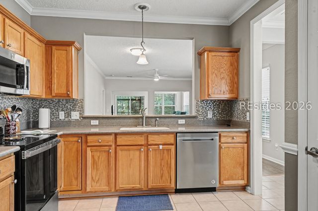 24 Darby Creek Ct, Bluffton, SC 29909