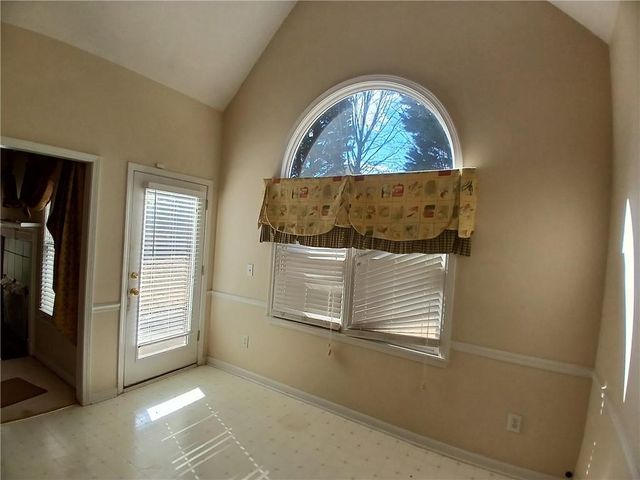 945 Common Oak Place, Lawrenceville, GA 30045